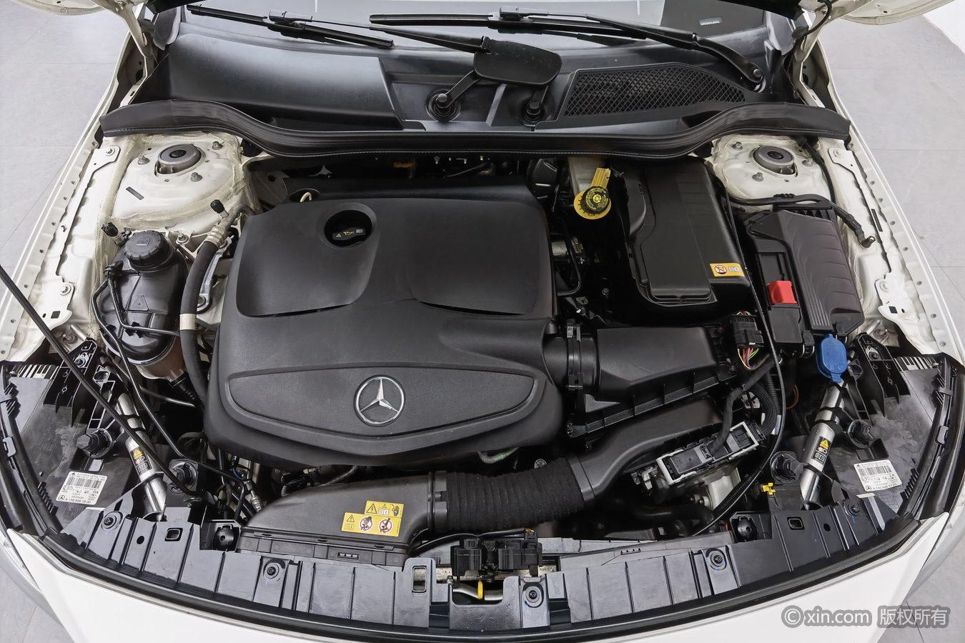 Mercedes-Benz GLA 2016 GLA 200 Fashion