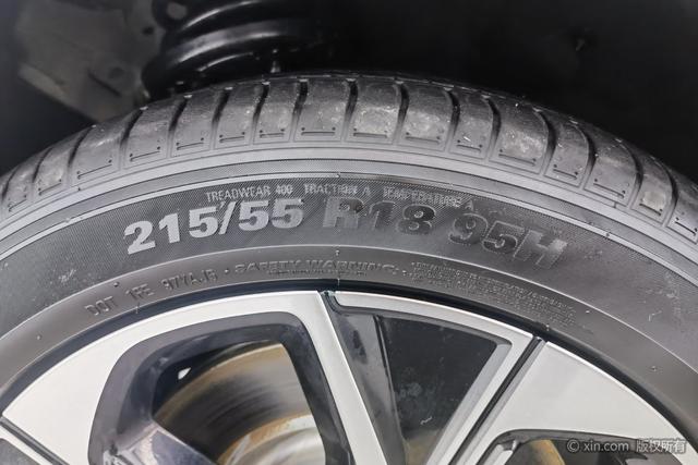 Red flag E-QM5 2022 Черный из Китая, фото 3