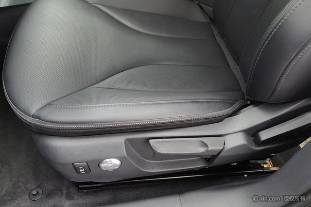 Red flag E-QM5 id 3810464 из Китая 10