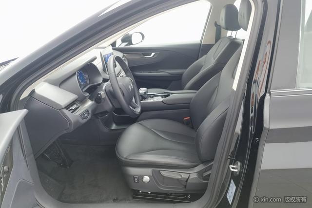 Red flag E-QM5 id 3810464 из Китая 24