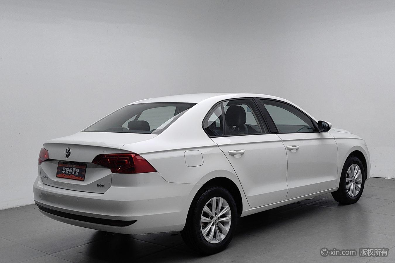 Volkswagen Bora 2016 1.6L MT Fashion