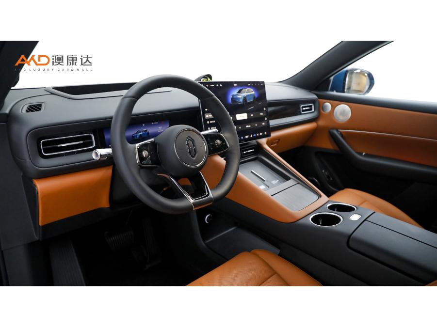 AITO M6, фото 6