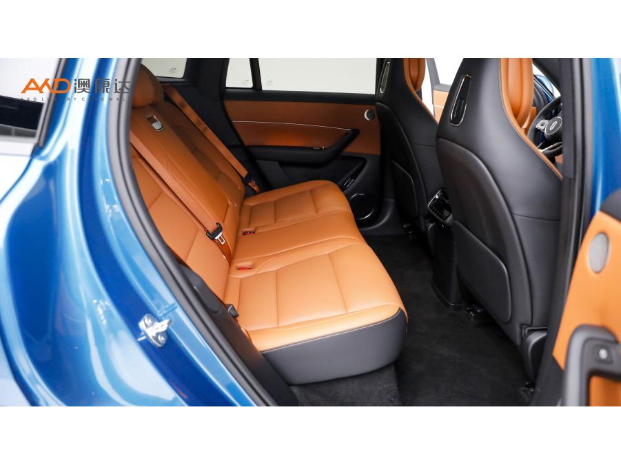 AITO M6, фото 10