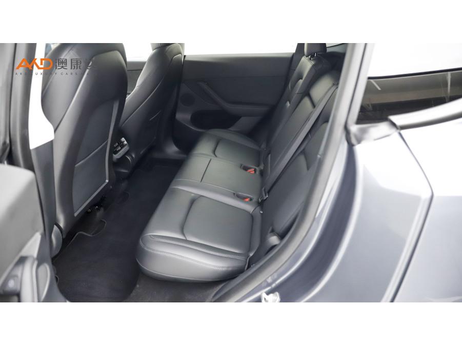 Tesla Model Y 2021 Performance