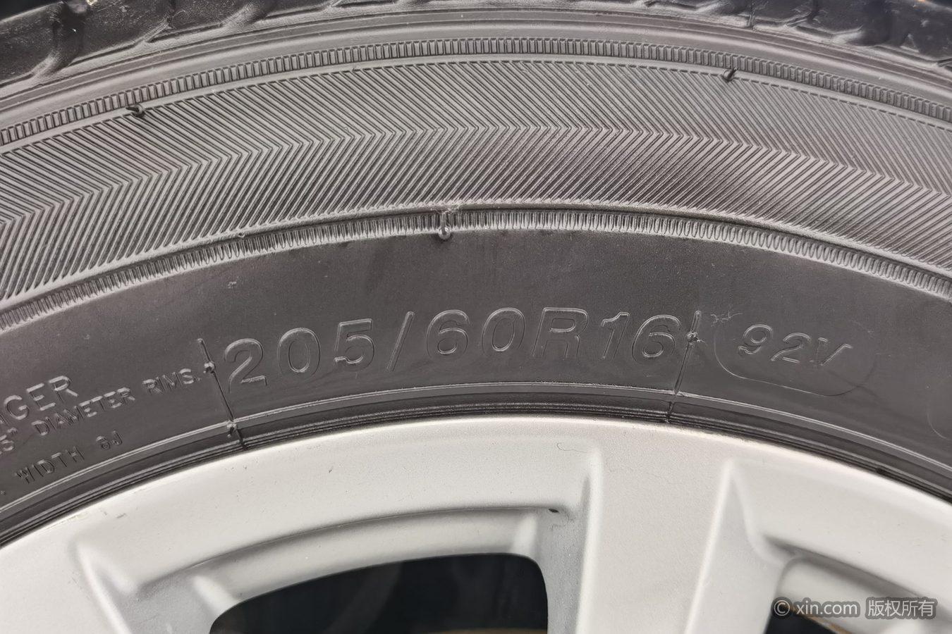 Mazda Mazda3 3 2017 1.5L AT Luxury V