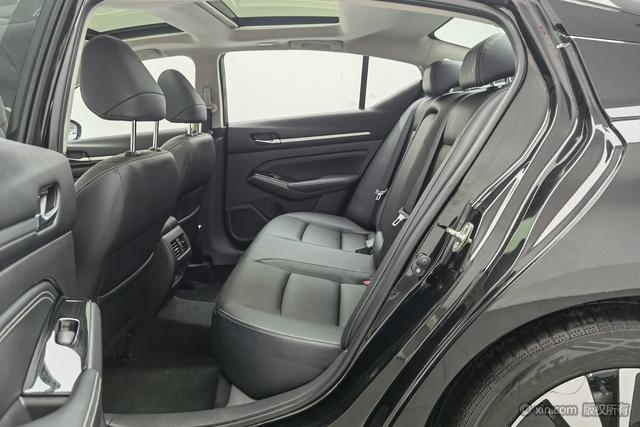 Nissan Teana 2021 2.0 L XL — фото 18