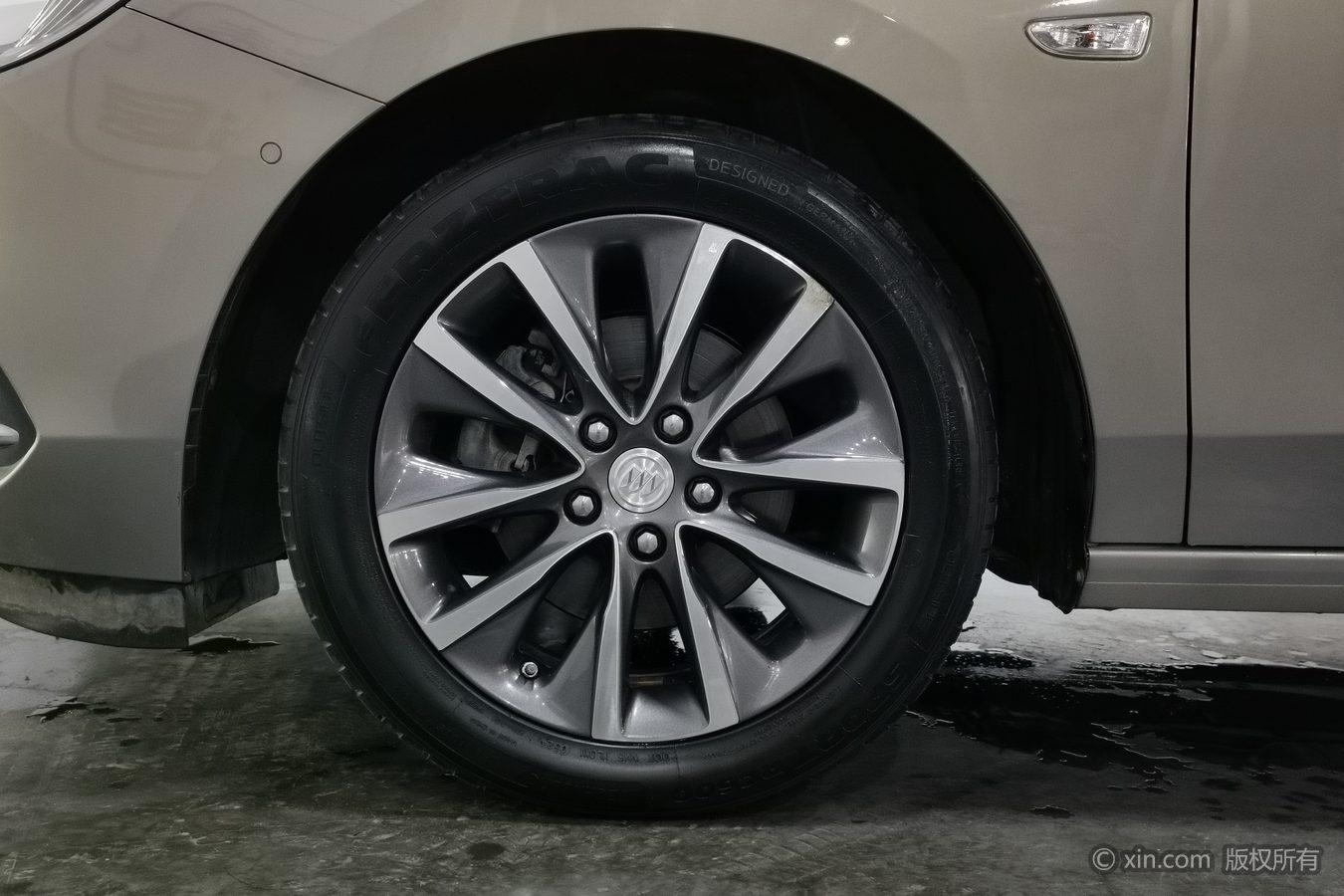 Buick GL6 2019 18T 6 мест Luxury V