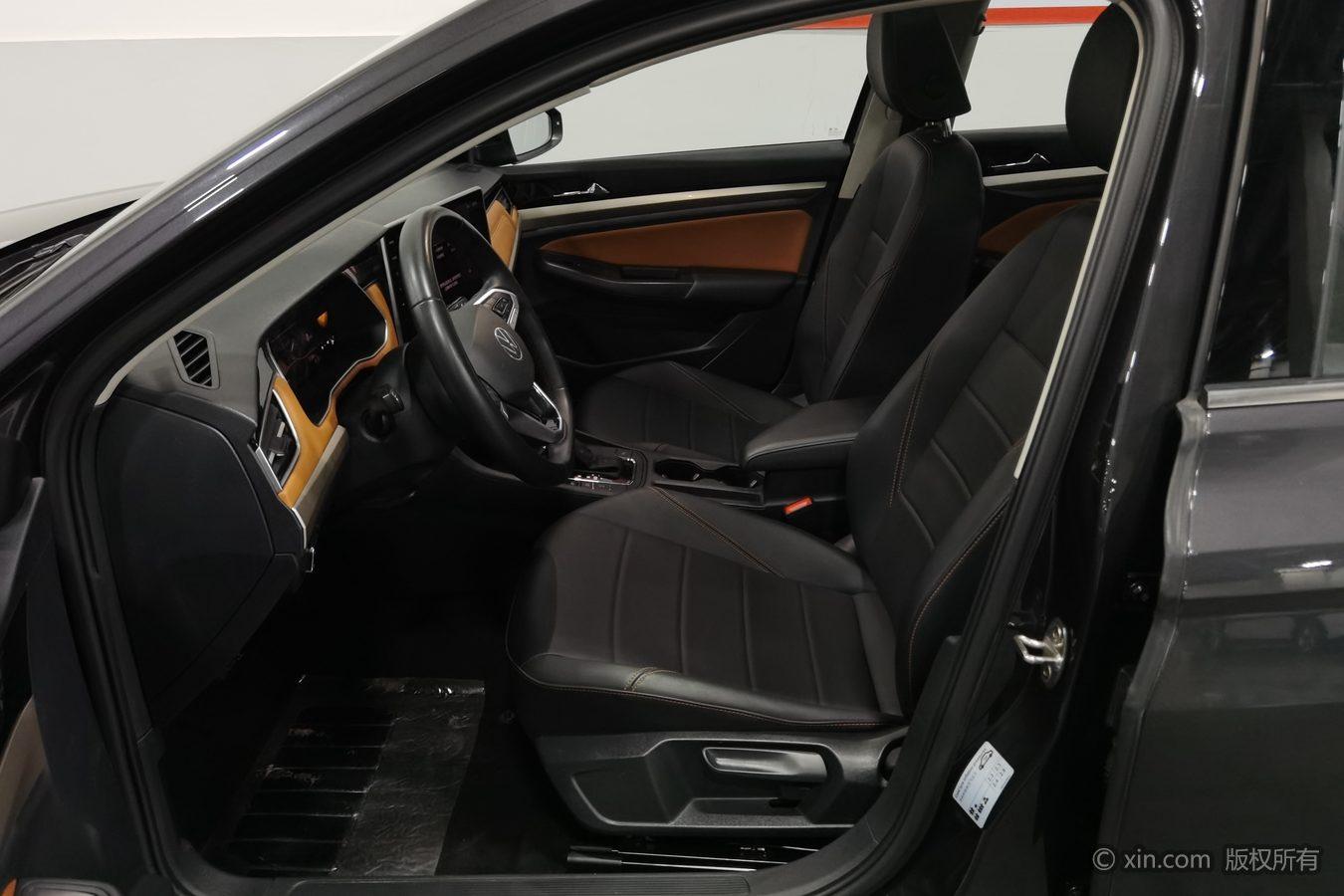 Volkswagen Bora id 4438042 из Китая 21