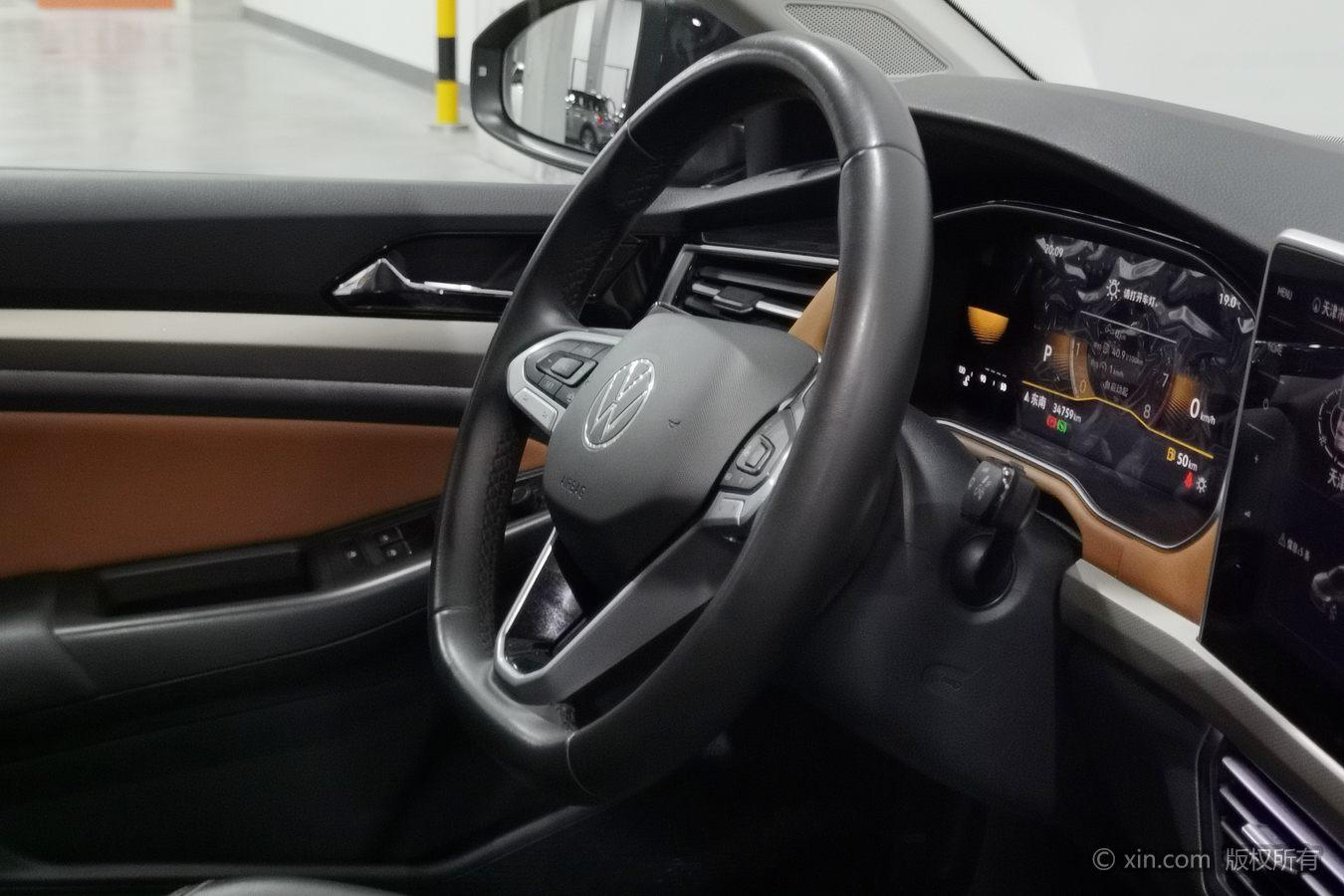 Volkswagen Bora id 4438042 из Китая 22