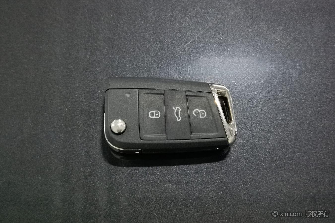 Volkswagen Bora id 4438042 из Китая 23