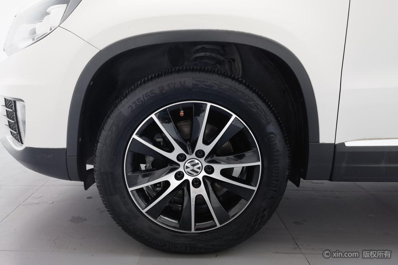 Volkswagen Tiguan 2015 1.8TSI AT Luxury