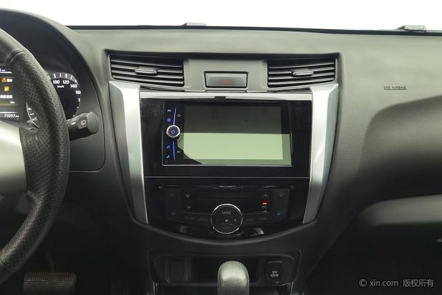 Nissan Terra 2018 2.5 L AT 2 WD — фото 11