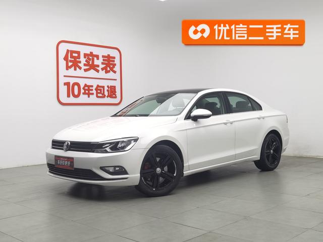 Volkswagen Lamando 2015 330 TSI DSG