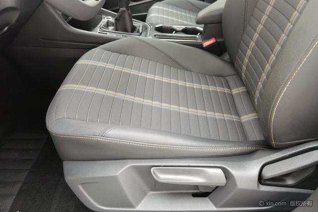 Volkswagen Lavida 2021 1.5 L MT — фото 18