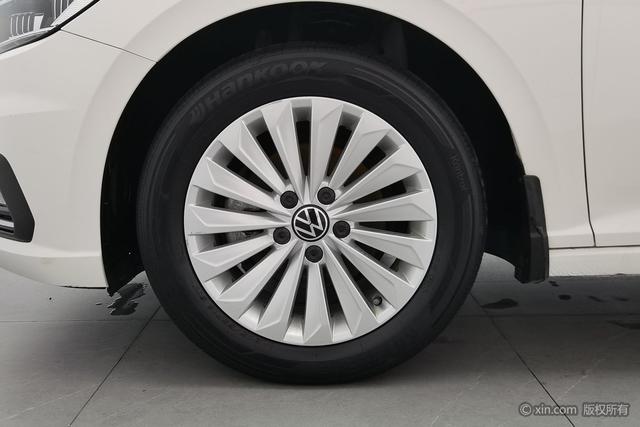 Volkswagen Lavida 2021 1.5 L MT — фото 9