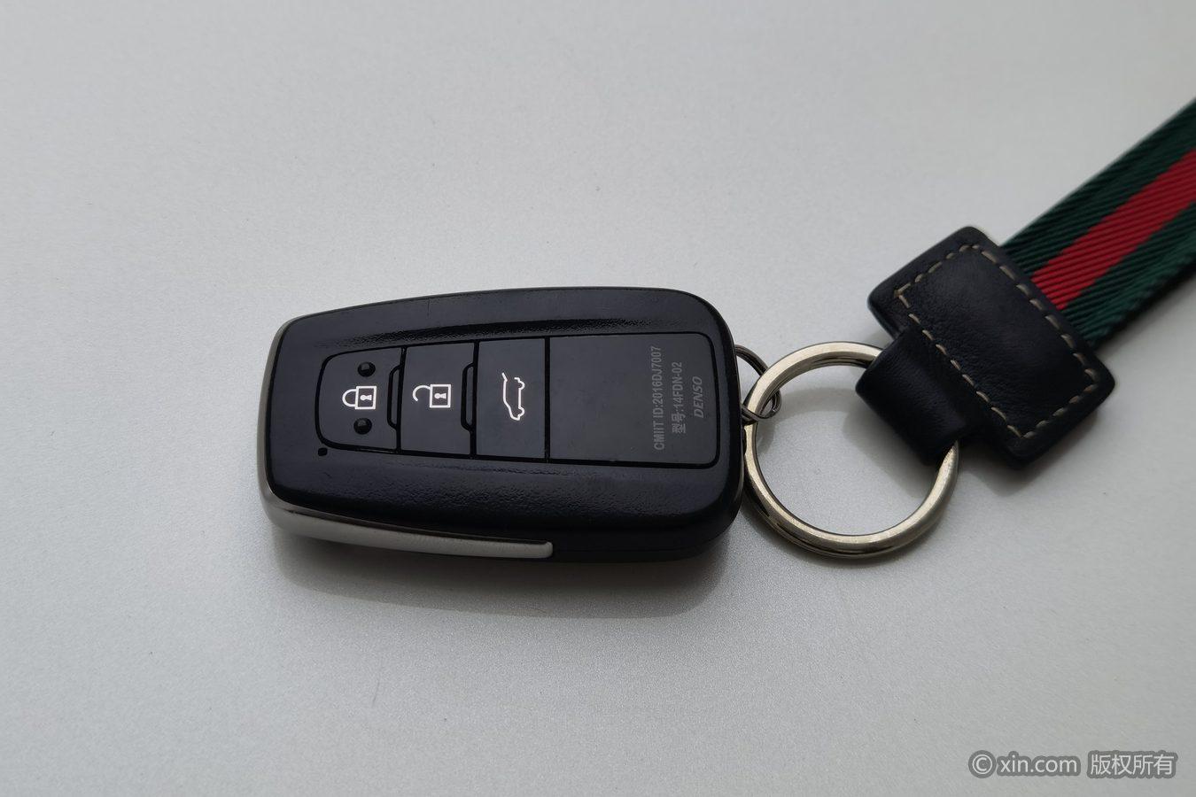 Toyota Land Cruiser Prado 2018 3.5L AT TX-L