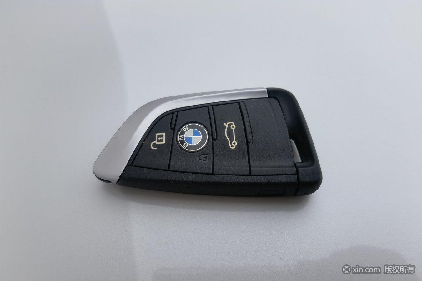 BMW X1 2022 sDrive25Li Lead