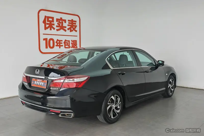 Honda Accord — фото 4