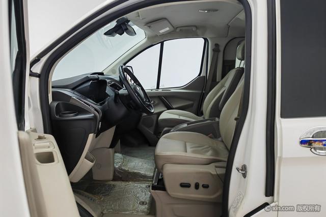 Ford Tourneo 2017 2.0 T AT — фото 17