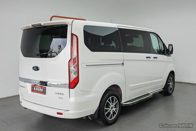 Ford Tourneo 2017 2.0 T AT — фото 4