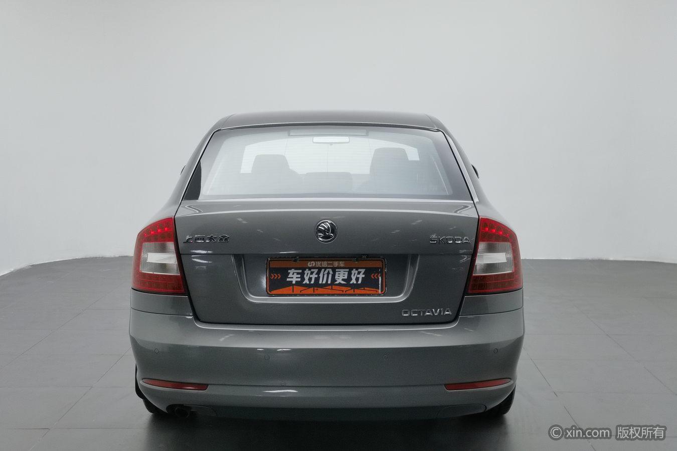 Skoda Octavia 2014 1.6L AT