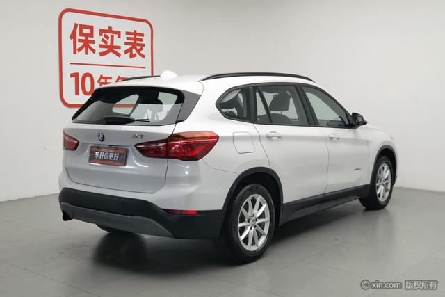 BMW X1 2016 s Drive 18 Li — фото 4