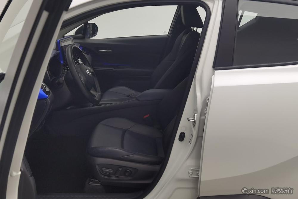 Toyota C-HR, фото 17