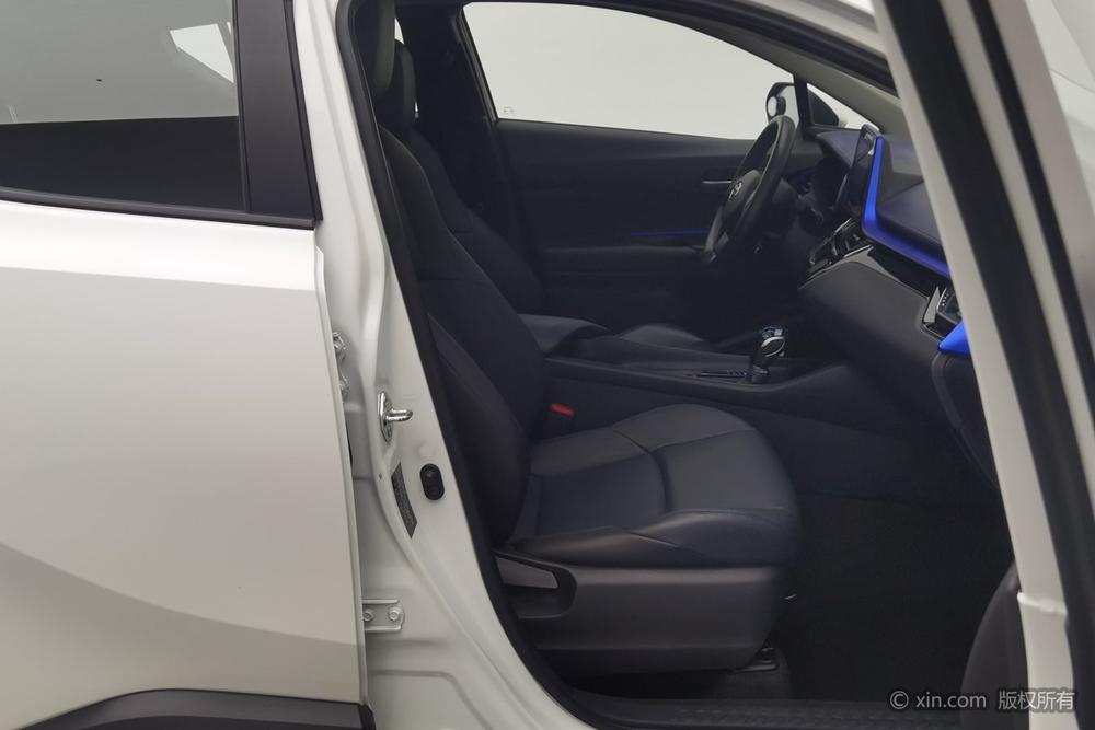 Toyota C-HR, фото 11