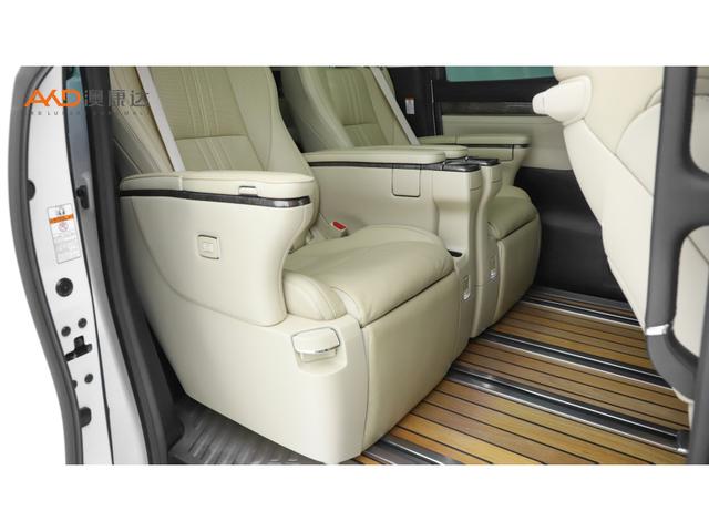 Toyota Vellfire 2021 2.5 L HV — фото 6