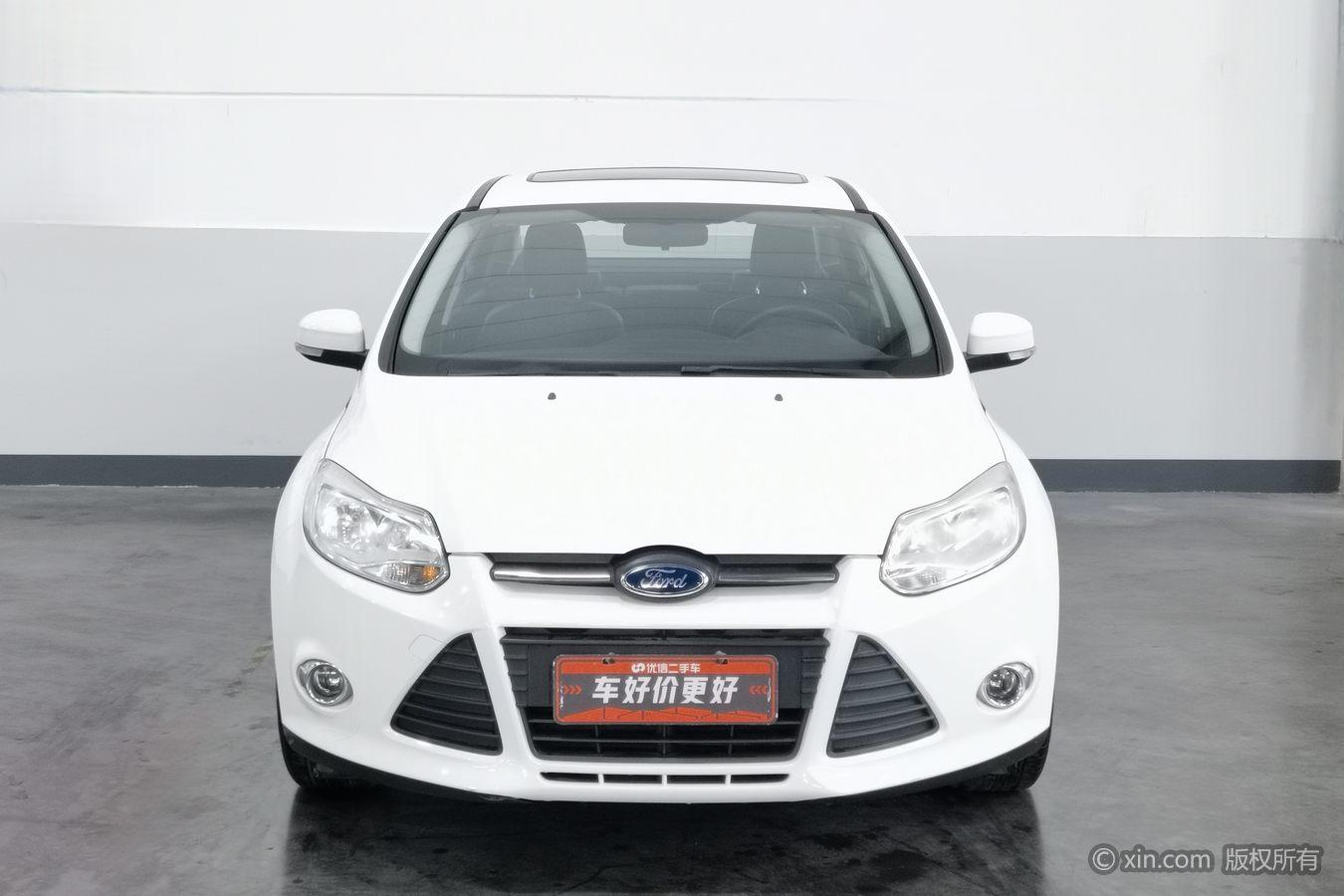 Ford Focus 2012 1.6L MT