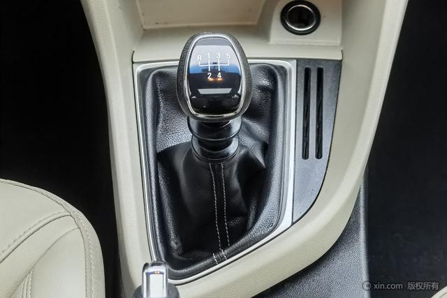 Buick Excelle GT 2016 15 N MTElite — фото 16