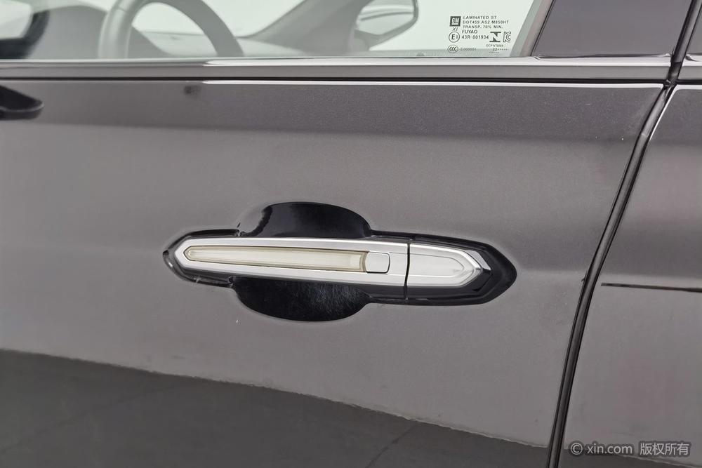 Cadillac CT6, фото 11