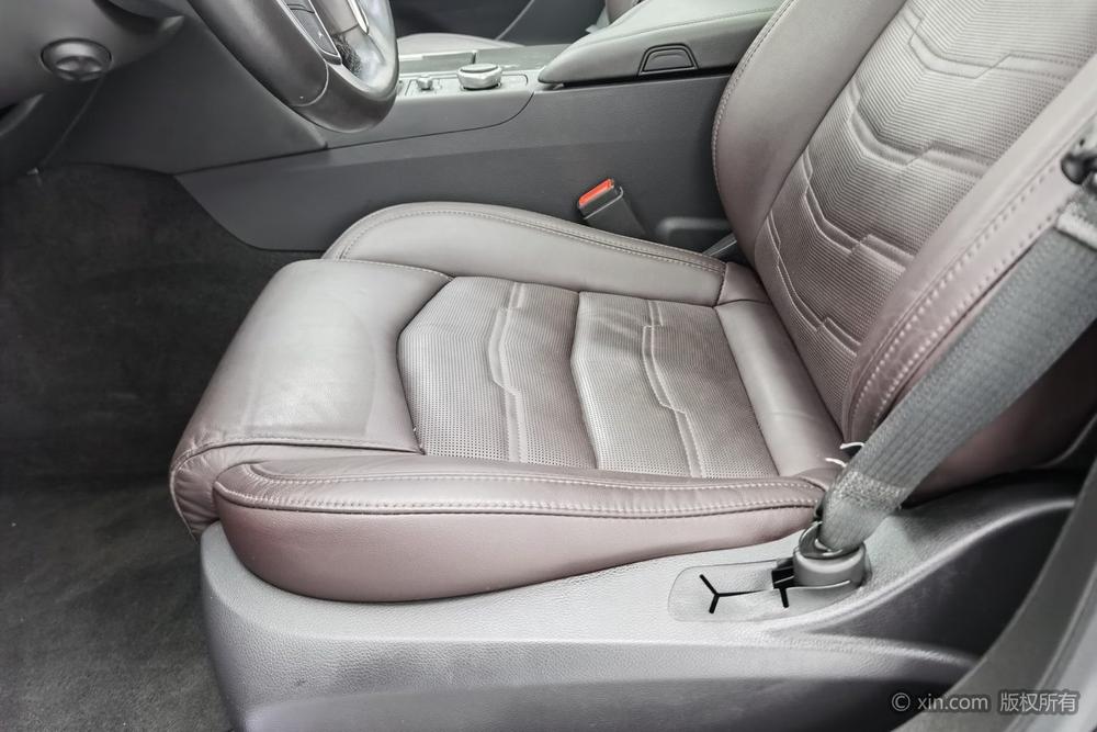 Cadillac CT6, фото 18