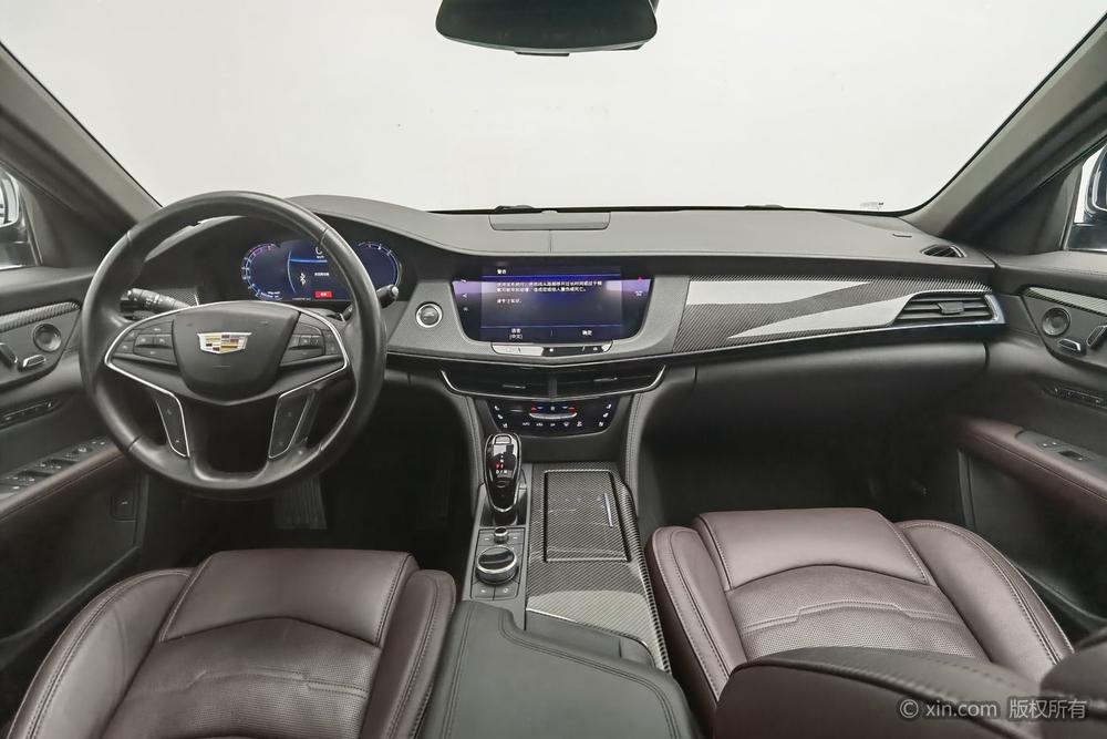 Cadillac CT6, фото 13
