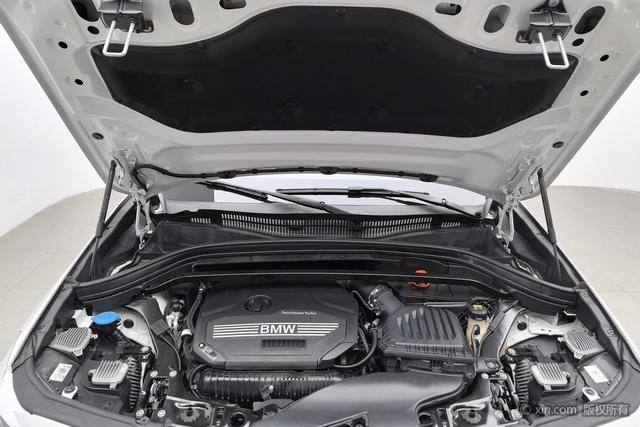 BMW X2 2021 s Drive 25i — фото 5
