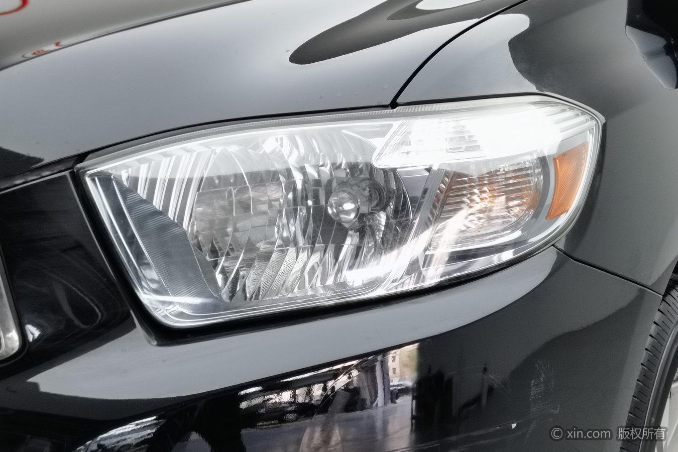 Toyota Highlander 2011 2.7L 5 мест Sport