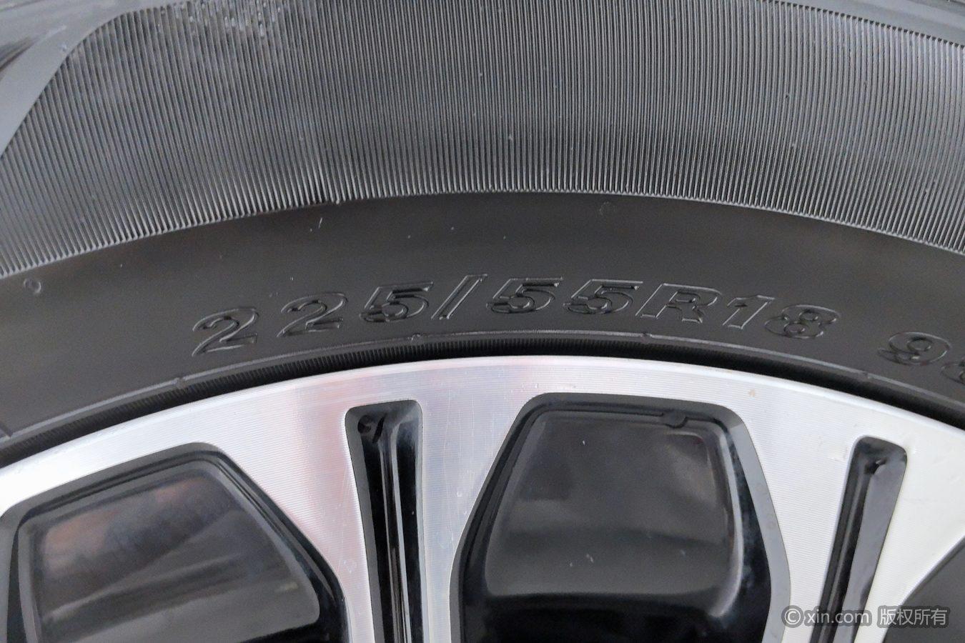 Hyundai Custo 2024 270TGDi LUX Luxury