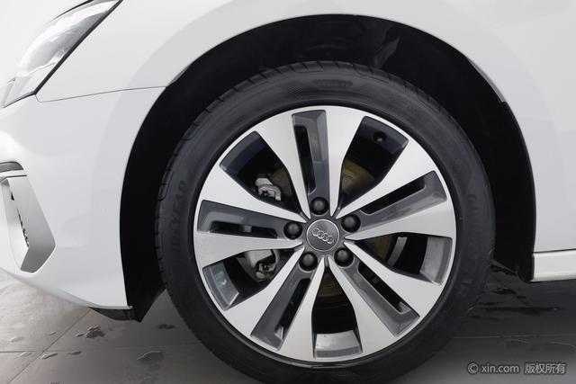 Audi A3 2021 A 3 L Limousine 35 TFSI — фото 9
