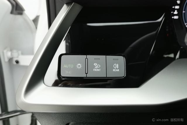 Audi A3 2021 A 3 L Limousine 35 TFSI — фото 16