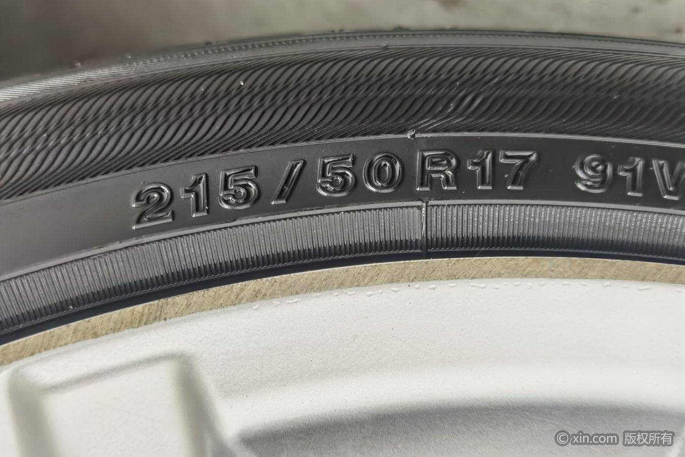 Honda Jade 2013 1.8L AT Comfort 5 мест