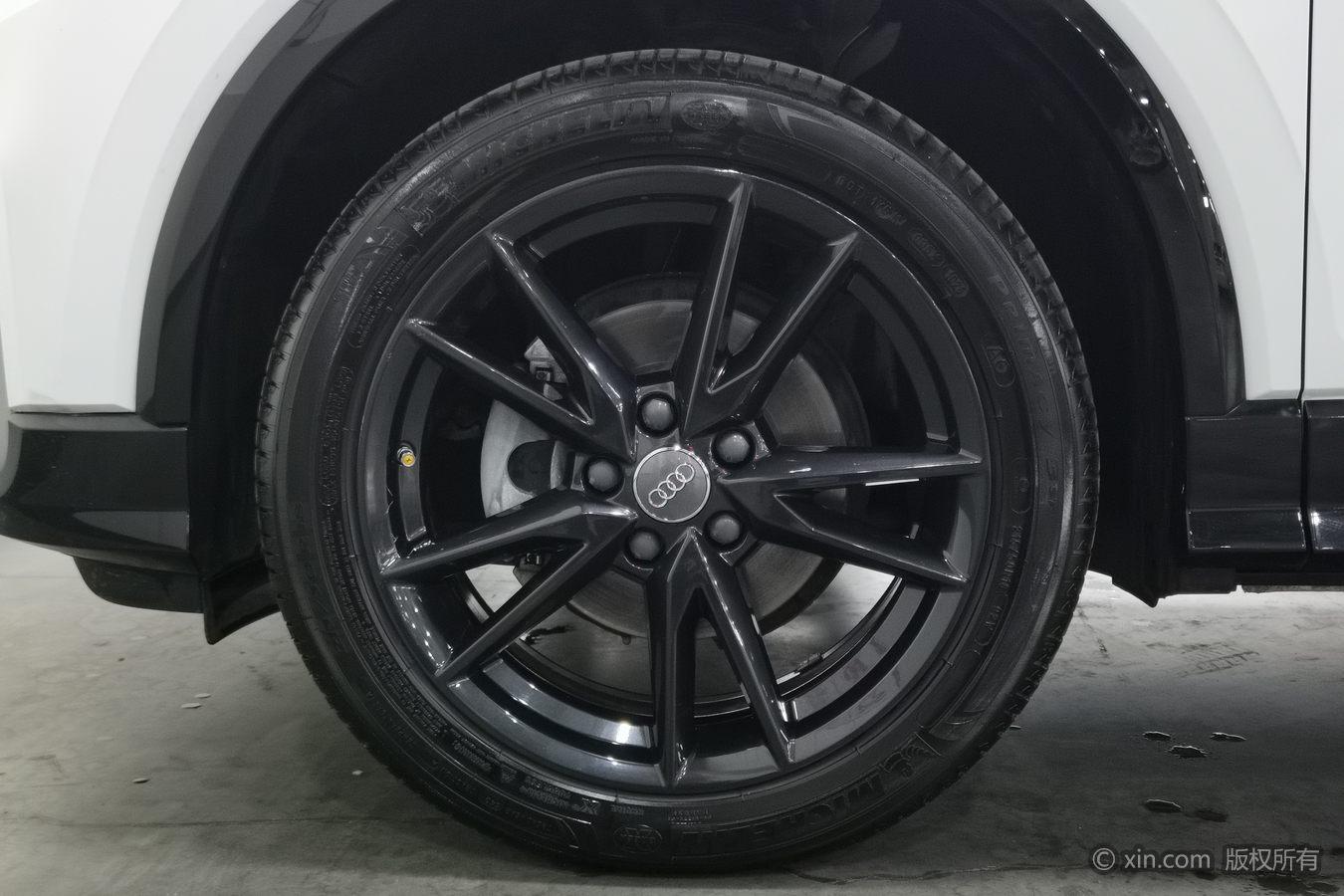 Audi Q2L 2021 35TFSI Fashion