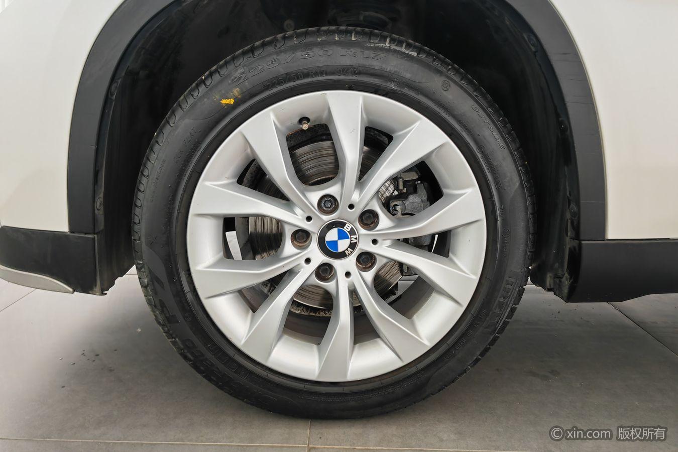 BMW X1 2014 sDrive18i Fashion