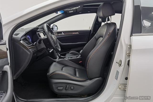 Hyundai Sonata 2018 1.6 T GLS V — фото 17