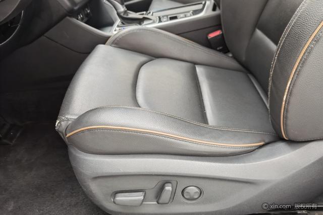 Hyundai Sonata 2018 1.6 T GLS V — фото 18