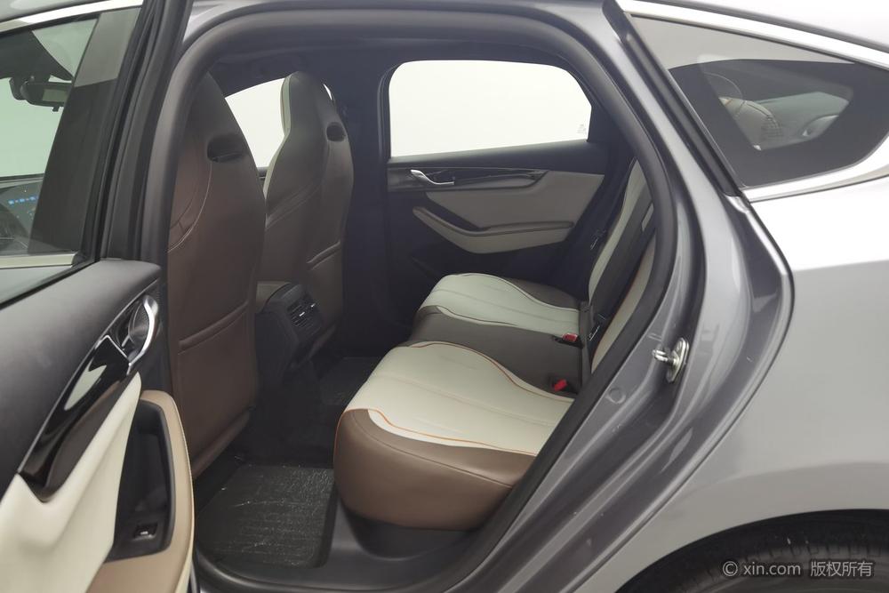BYD Qin PLUS EV, фото 19