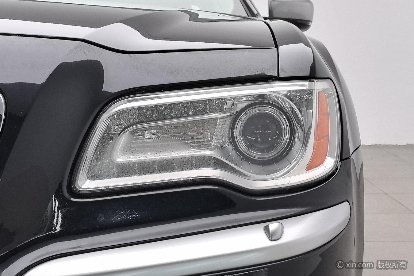 Chrysler 300C 2014 3.0L