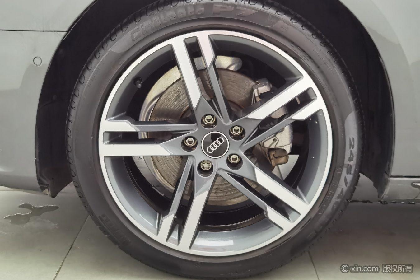 Audi A4L 2022 40 TFSI Luxury