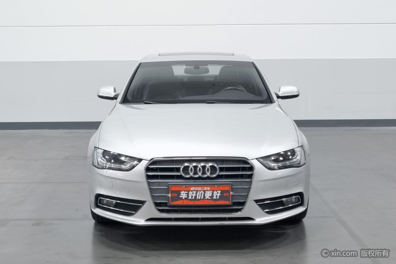 Audi A4L 2015 35 TFSI АКПП Комфорт