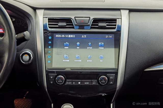 Nissan Teana 2015 2.0 L XL-Sporty — фото 13