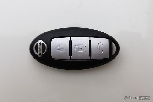 Nissan Teana 2015 2.0 L XL-Sporty — фото 6